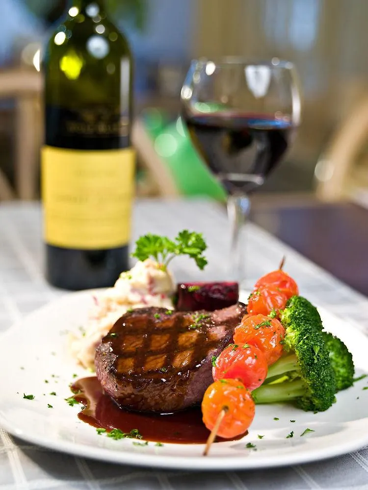 Best Western Cowichan Valley Inn Duncan 3*,  Canada